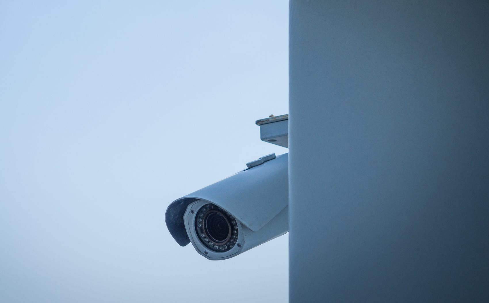 Parkirišče na letališču v Benetkah je varovano in pod video nadzorom